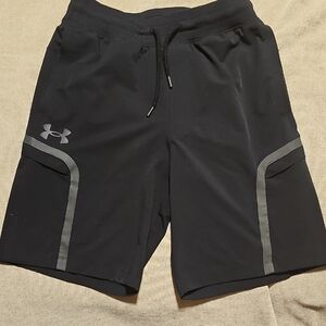 Under Armour Athletic Black Gray Performance Shorts